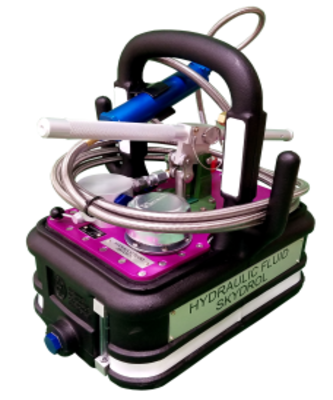 FLUID SERVICING EQUIPMENT